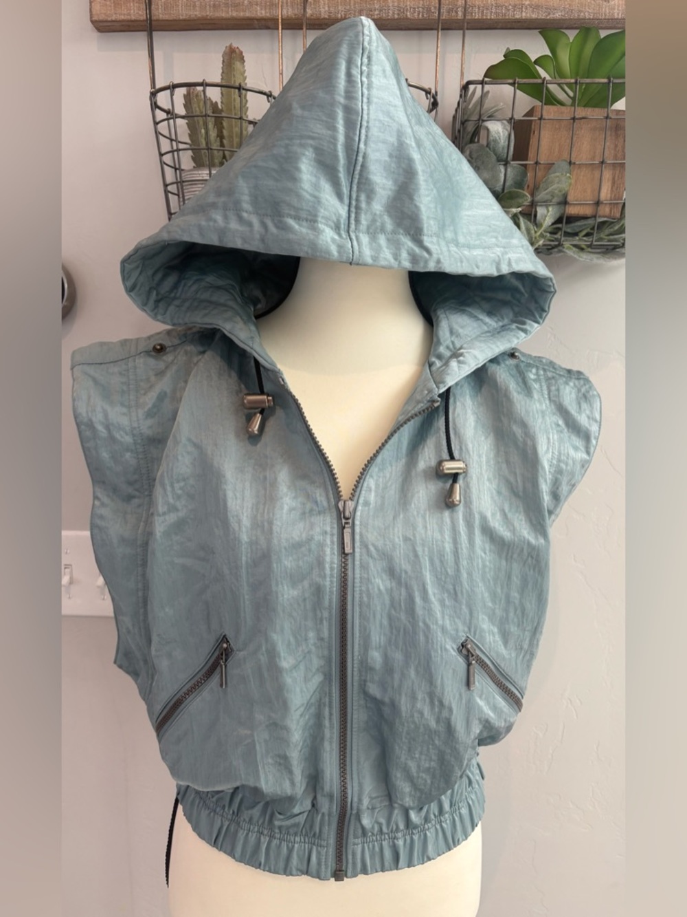 Like New! Vintage 80’s NILS Vest!!